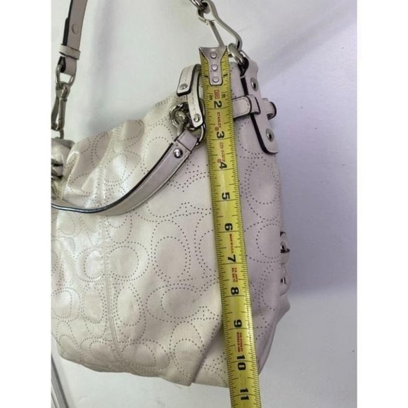Coach Large White Leather Hobo Bag - Picture 3 of 9